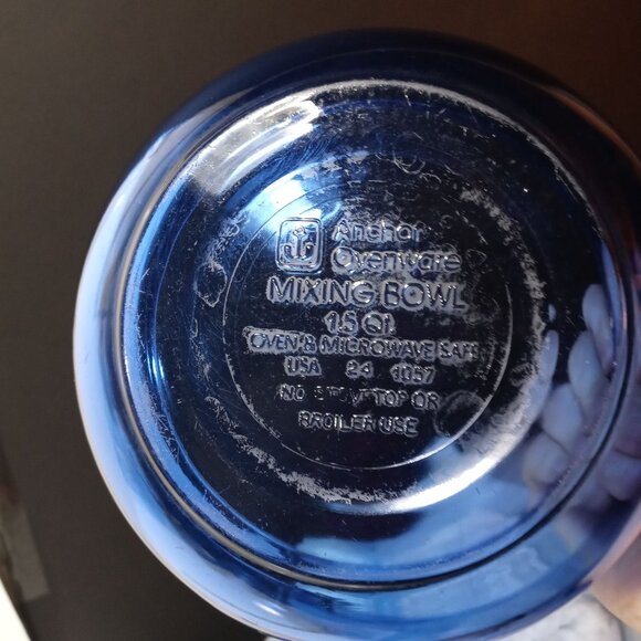 Anchor Hocking 1.5 Qt Blue Glass Mixing Bowl 1057 - Picture 3 of 10
